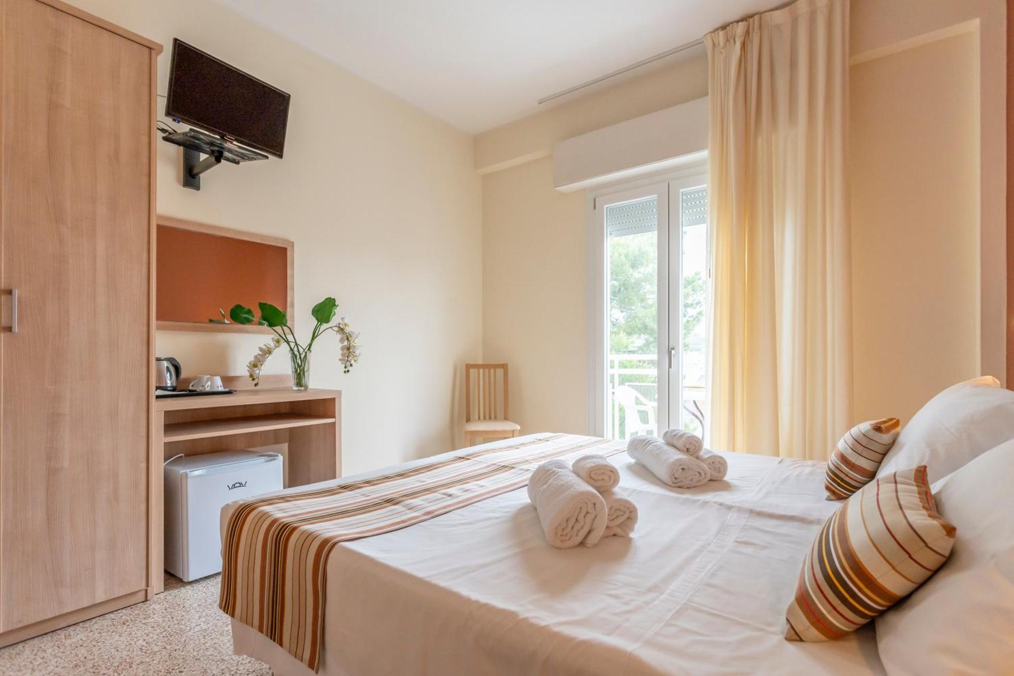 Hotel Cormoran 里乔内 外观 照片