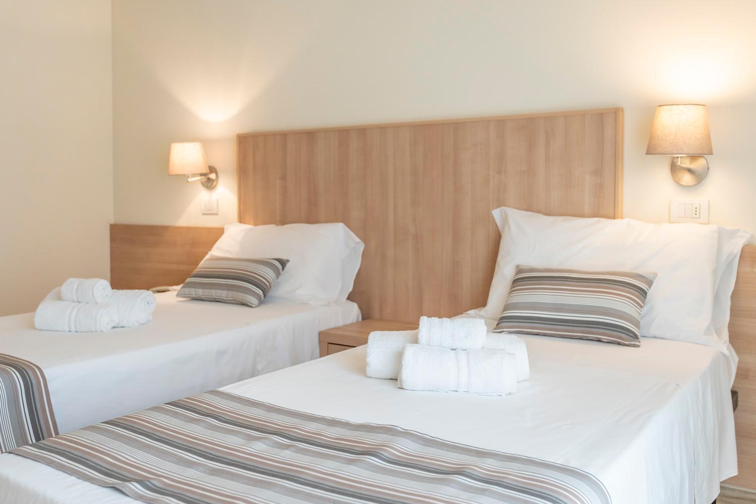 Hotel Cormoran 里乔内 外观 照片