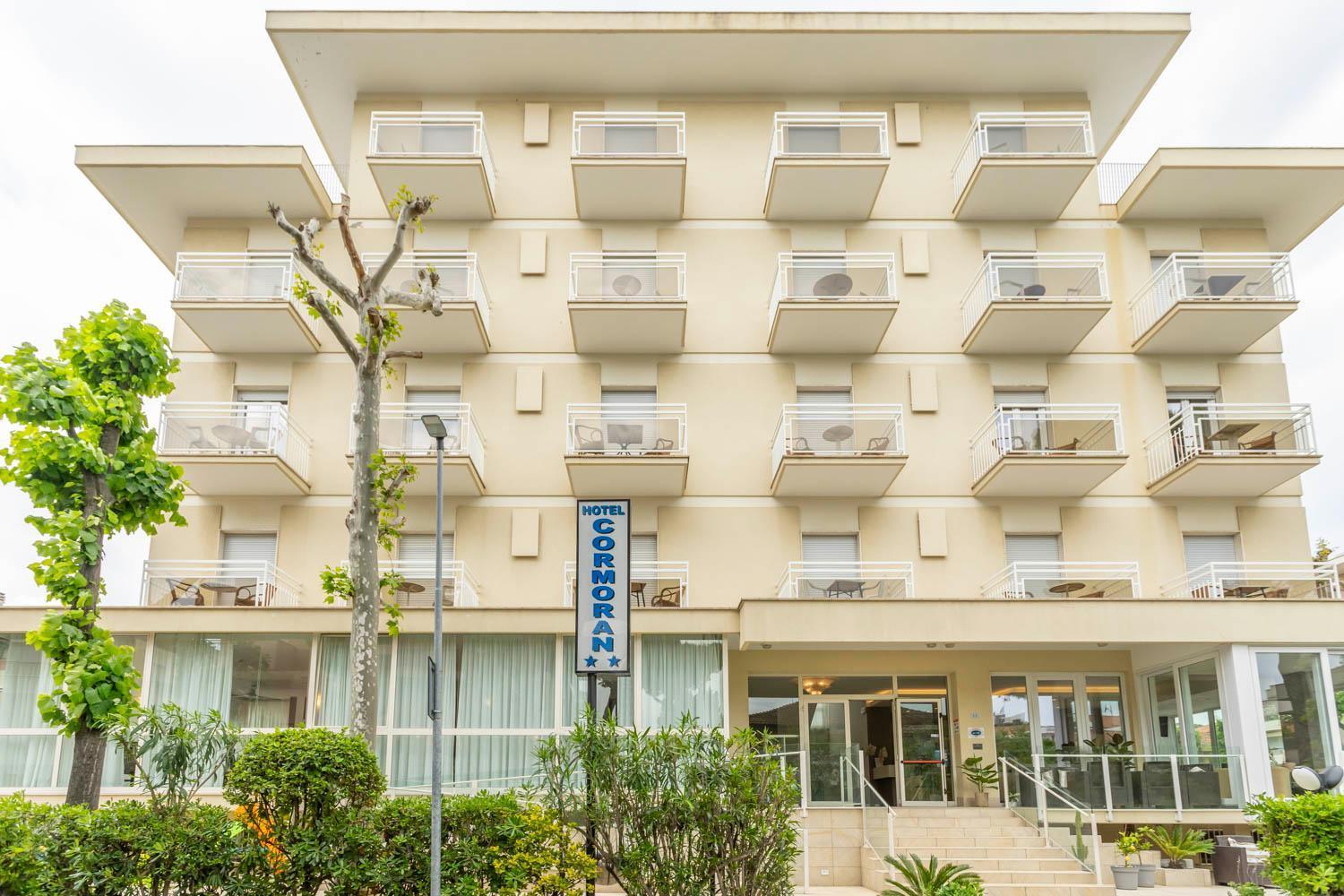 Hotel Cormoran 里乔内 外观 照片
