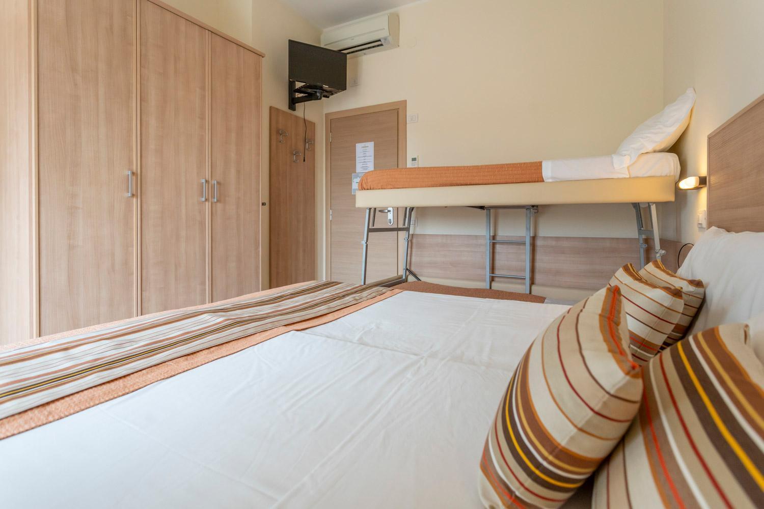 Hotel Cormoran 里乔内 外观 照片